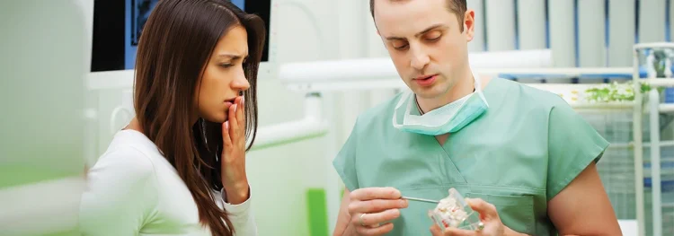 How Sunshine Coasts Climate Affects Your Oral Health