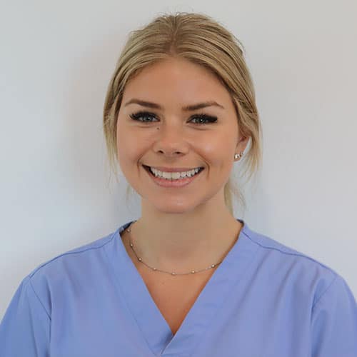 tayla (Dental Assistant)